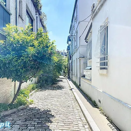 Calm & Cozy Flat Flowered Alley Sleeps 4 *